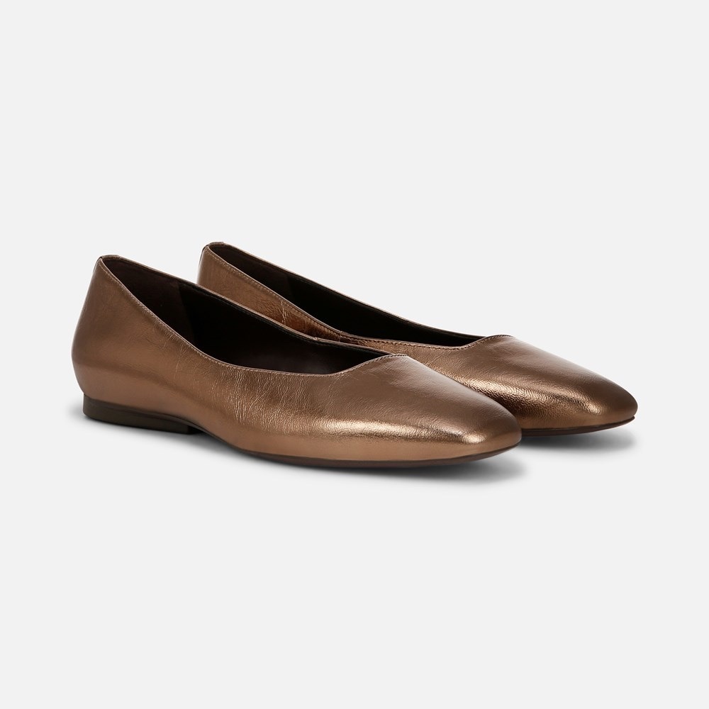 Naturalizer Chelsea Gold Leather Ballet Flats 9 Wide